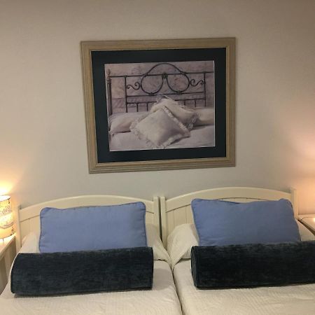Hostal Restaurante Alarico Аларис Екстериор снимка